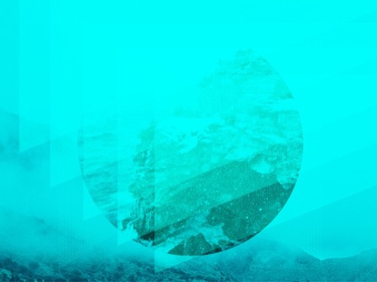 GEOMETRIC BLUE CIRCLE