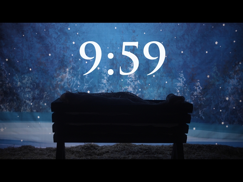 CHRISTMAS COUNTDOWN - DARK 10 MIN