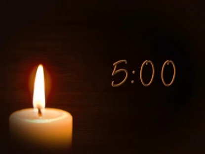 HOLY NIGHT CANDLELIGHT COUNTDOWN