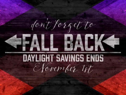 GEOMTERIC WOOD FALL BACK