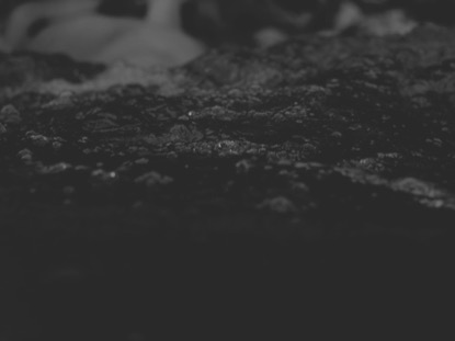 BLACK AND WHITE DARK BUBBLES