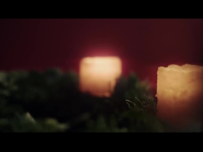 CHRISTMAS CANDLES TWO CANDLES DOF