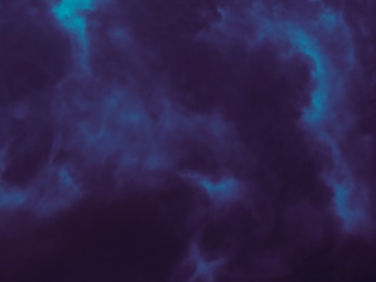 GLIDING CLOUDS