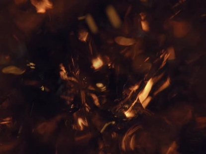 SCULPTED GLASS WARM BROWN