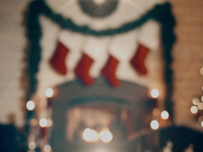 CHRISTMAS LIVING ROOM