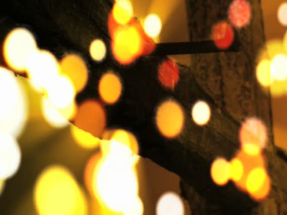 GOLDEN PARTICLES CROSS LOOP