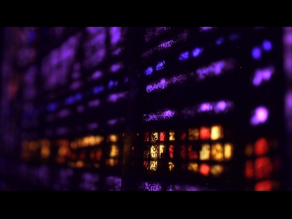 STAINED GLASS SHIFTING FOCUS