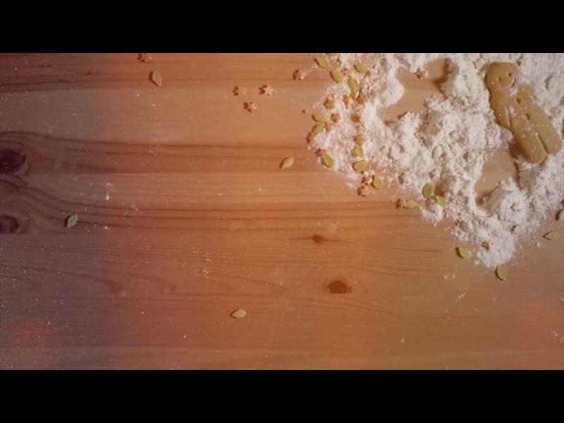 GINGERBREAD CHRISTMAS: 06