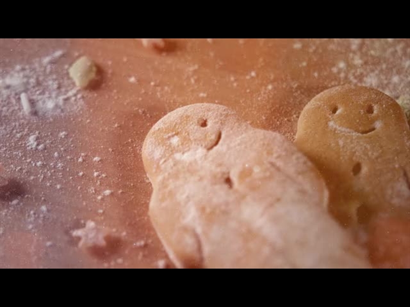 GINGERBREAD CHRISTMAS: 09