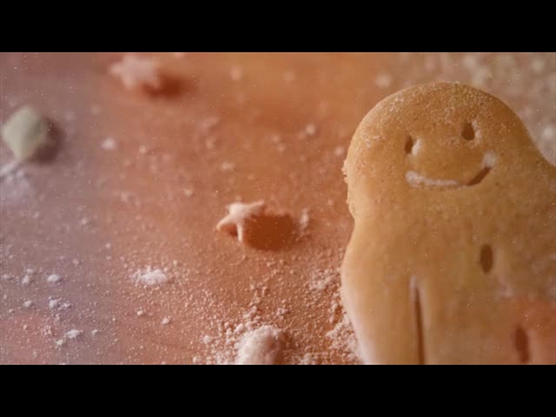 GINGERBREAD CHRISTMAS: 10