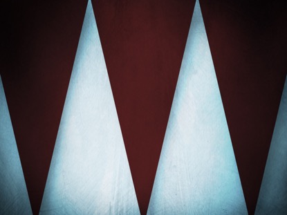 CHRISTMAS DECORATIONS RED 2 MOTION