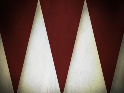 CHRISTMAS DECORATIONS RED 3 MOTION