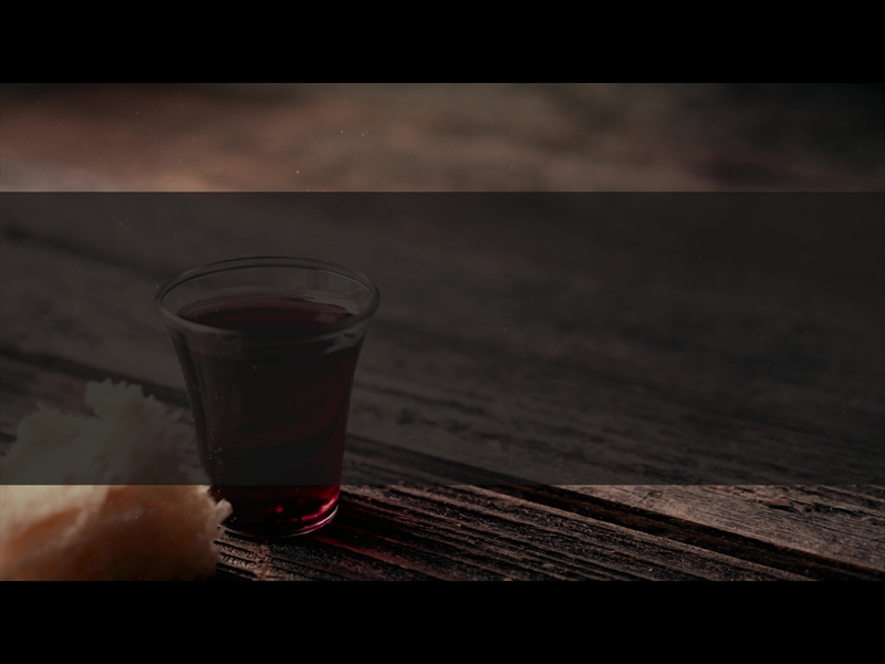 BREAD AND CUP CLOSE UP BOX