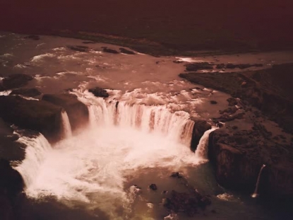 THANKSGIVING VISTAS WATERFALL