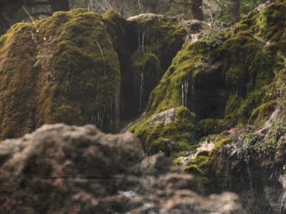 MOUNTAIN TEXTURES FALLS