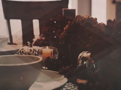 THANKSGIVING TABLE ONE