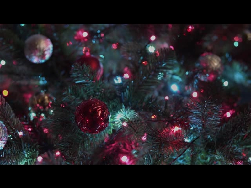 CHRISTMAS LIGHTS II: 04