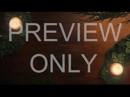 CHRISTMAS CANDLES TWO CANDLES CORNERS