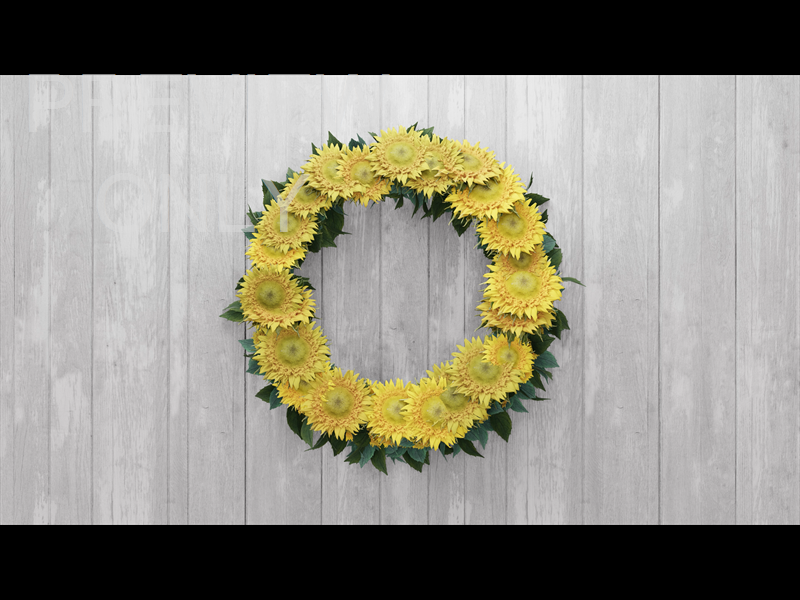 SUMMER WREATH STILL 16