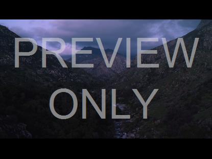 VALLEY RIVER STILL 09